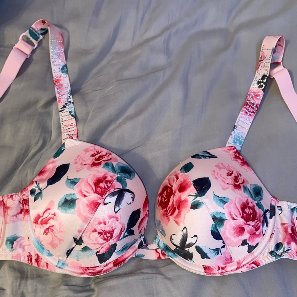 Victorias Secret push up bra